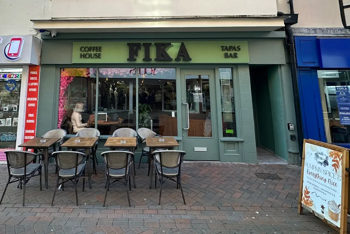 Fika photo (photo 8 of 13)