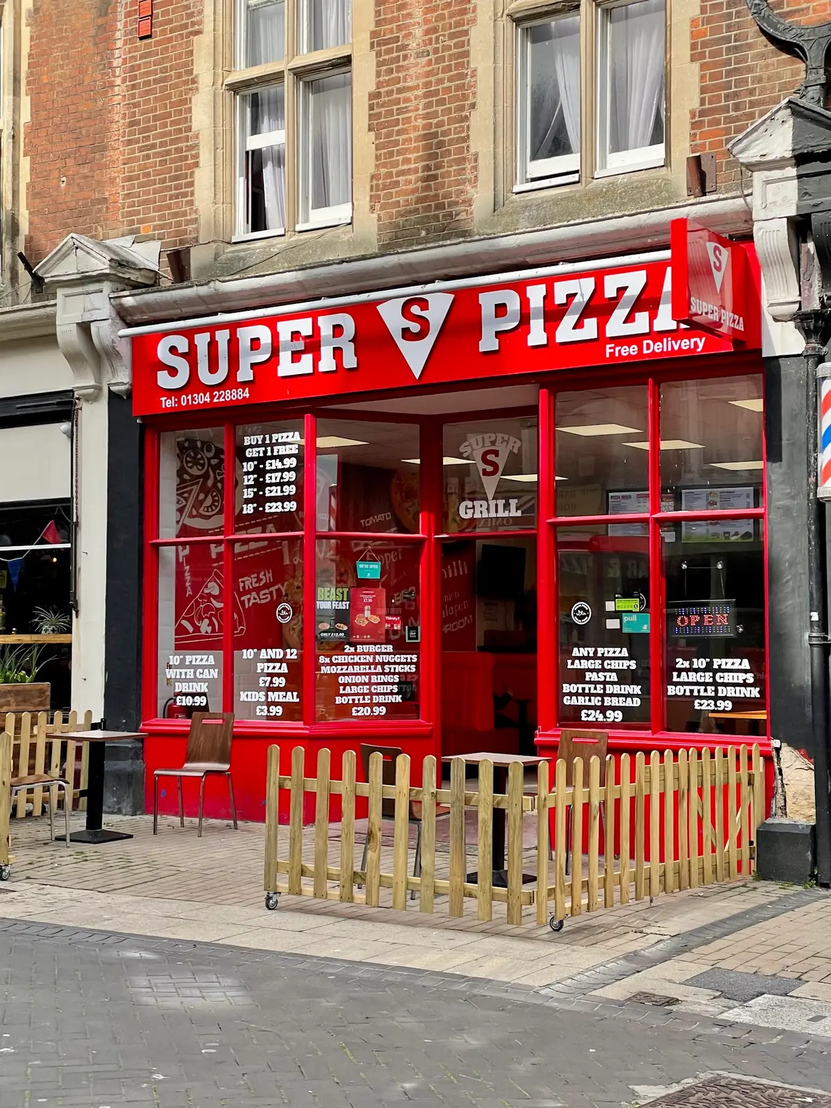 Super Pizza