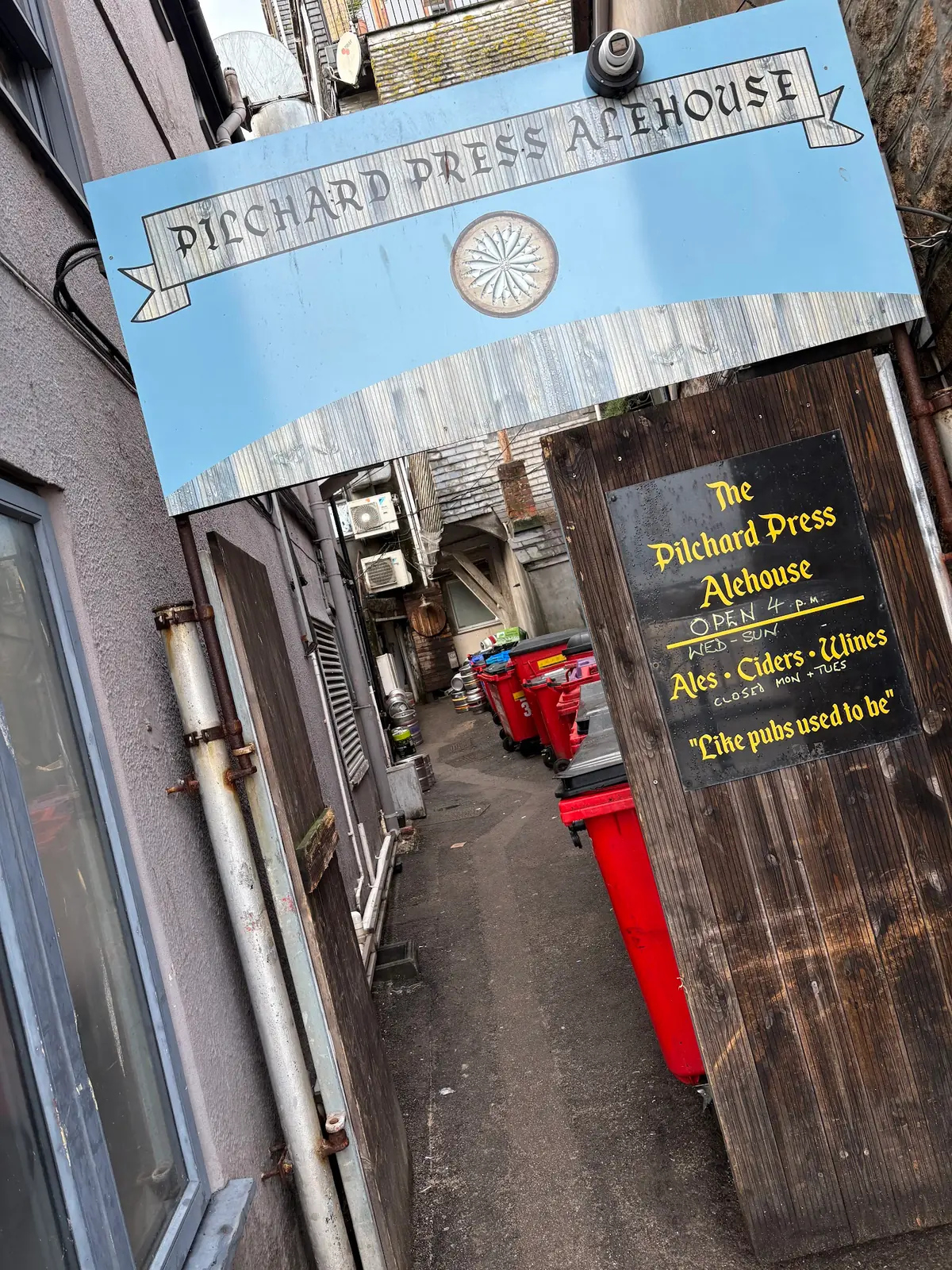 Pilchard Press Alehouse photo (photo 3 of 3)