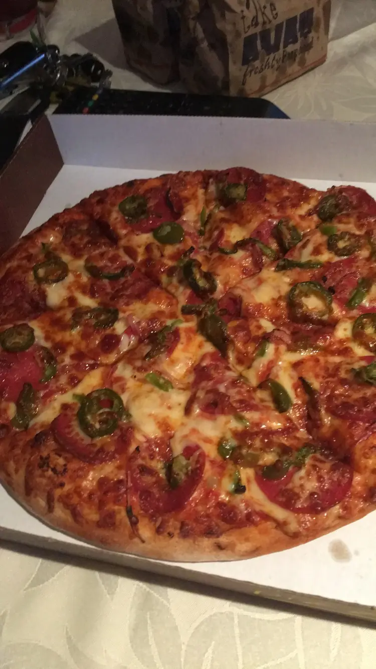 Munch pizzeria & grill photo (photo 1 of 3)