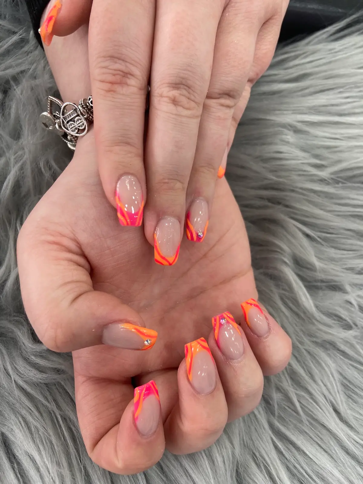 MT NAILS & BEAUTY photo (photo 2 of 3)