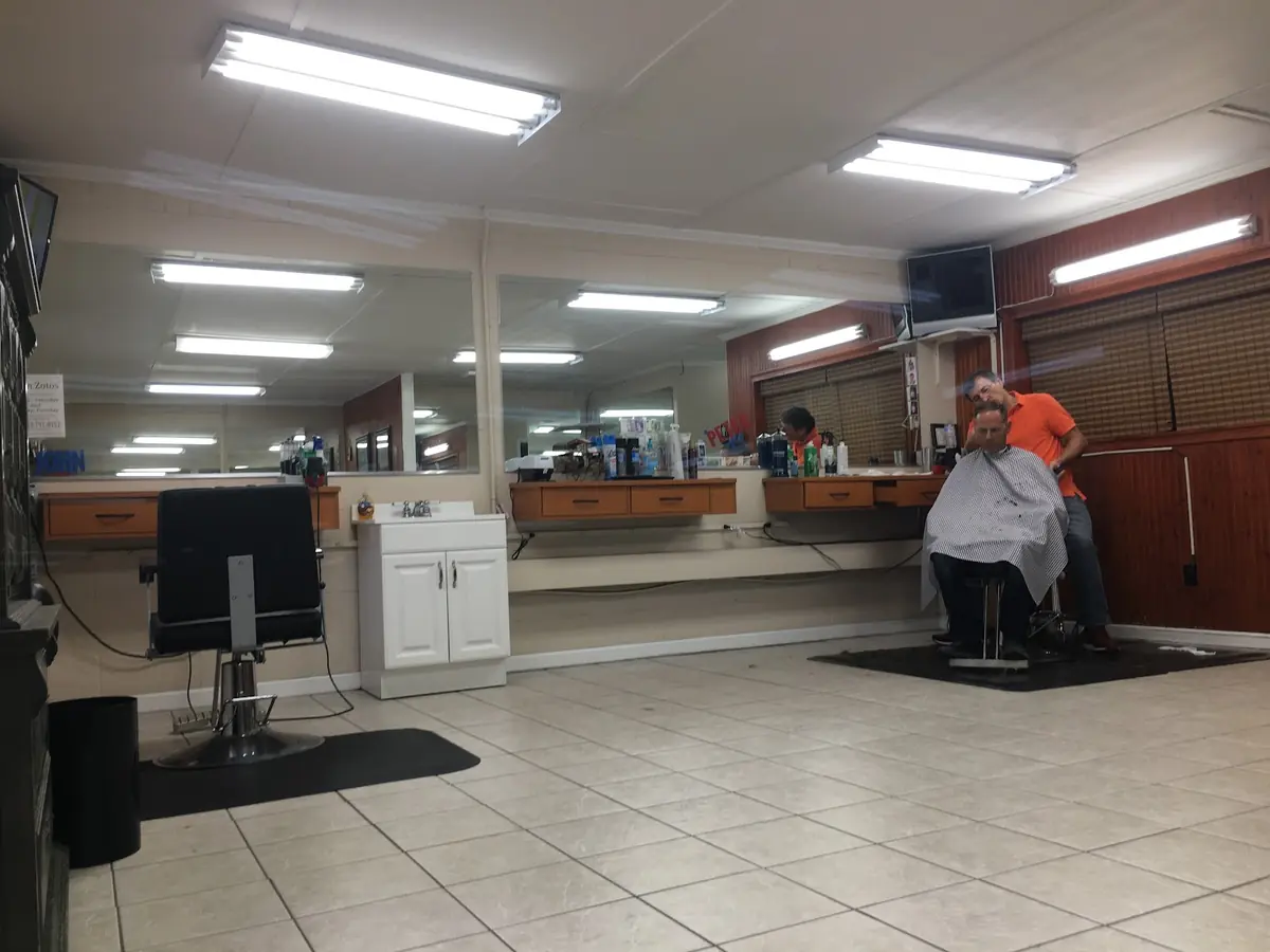Stallings Barber Shop photo (photo 2 of 3)