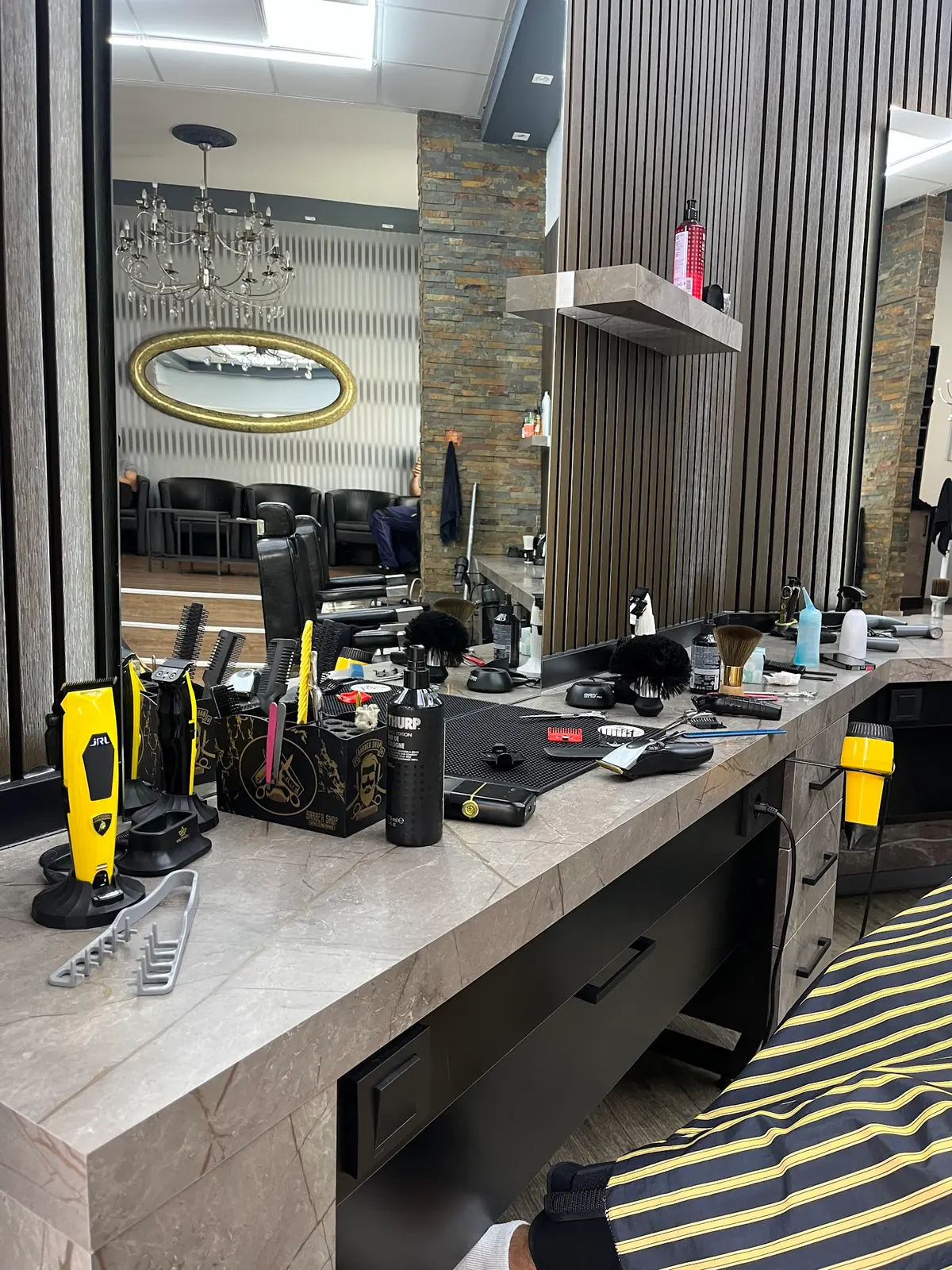 FÖN-X Friseur- & Beautysalon — Hair Salons in Munster