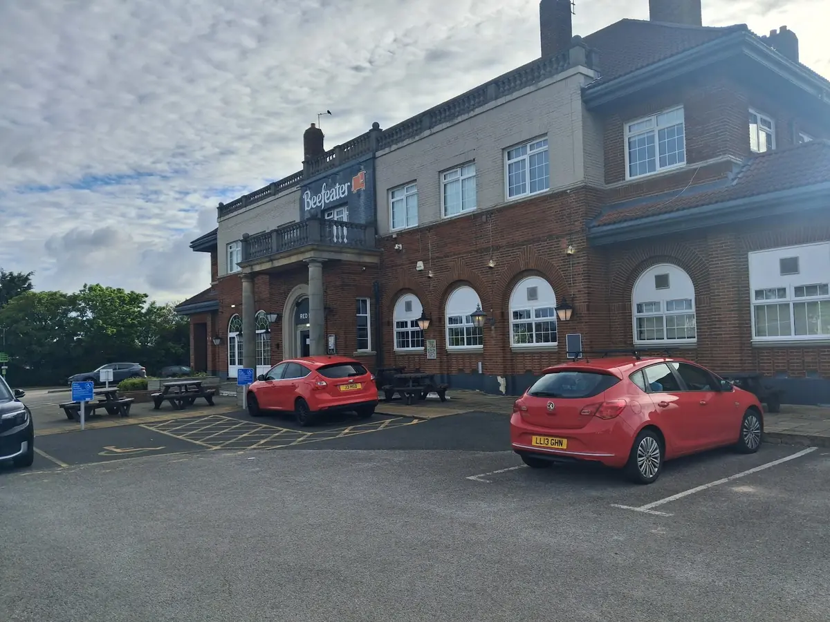 Red Lion Beefeater photo (photo 2 of 3)