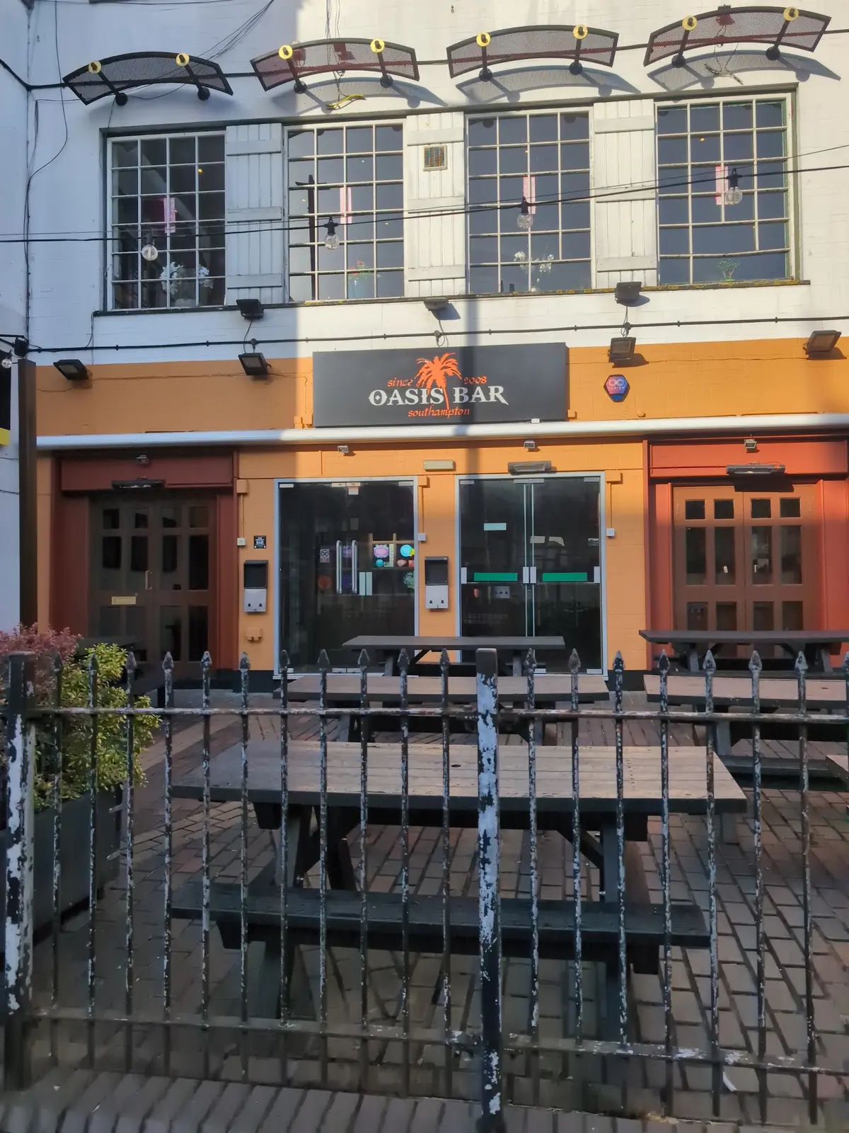 Oasis Bar