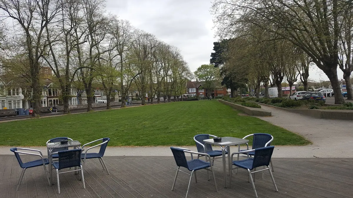 The Glasshouse Cafe