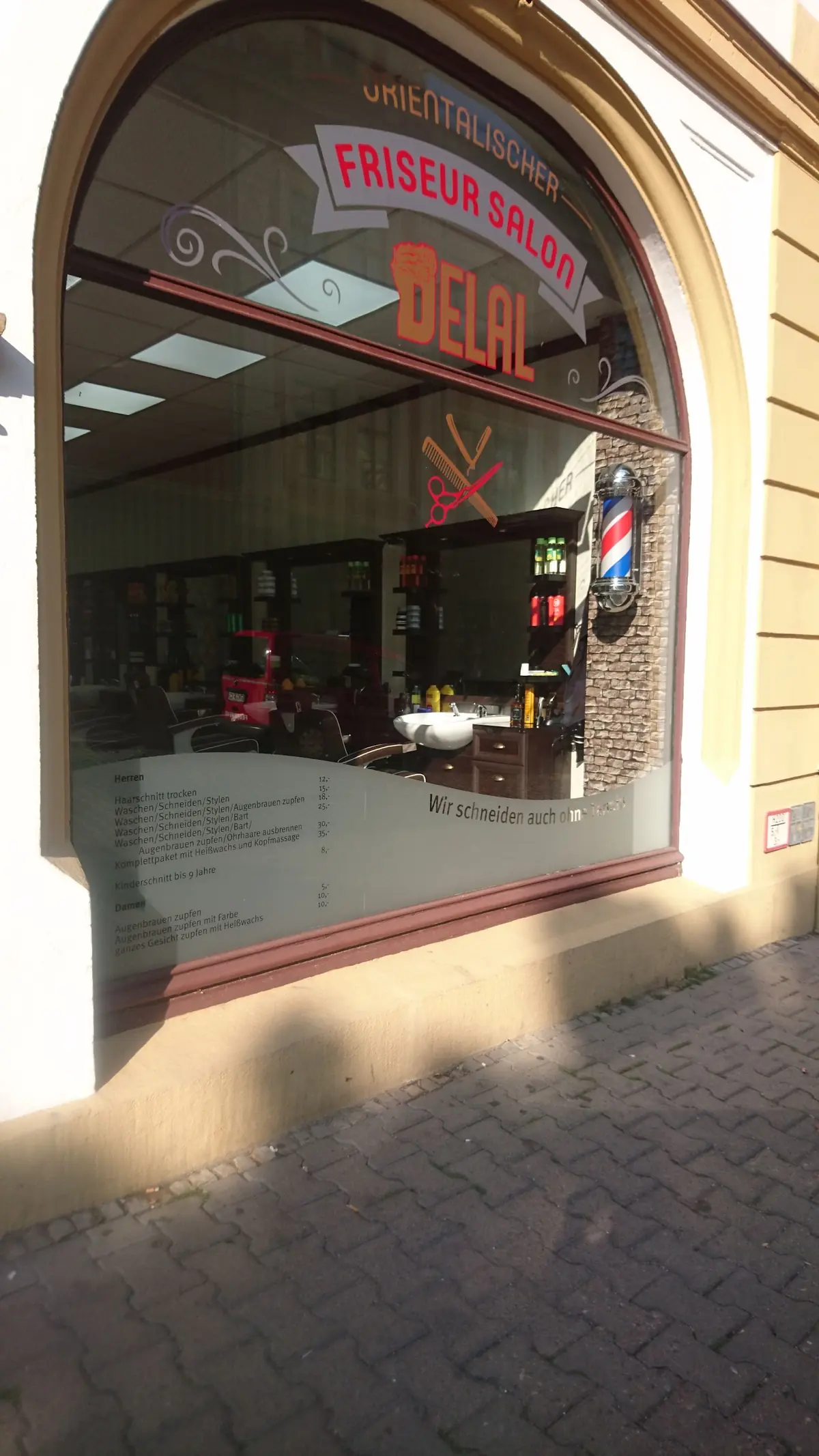 Delal Friseur photo (photo 1 of 3)