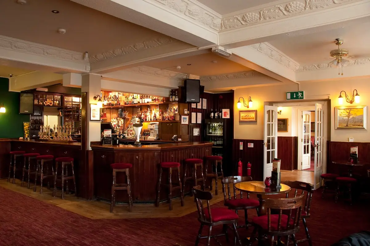 The Wellington Pub and Bed & Breakfast — Bars in Seaford