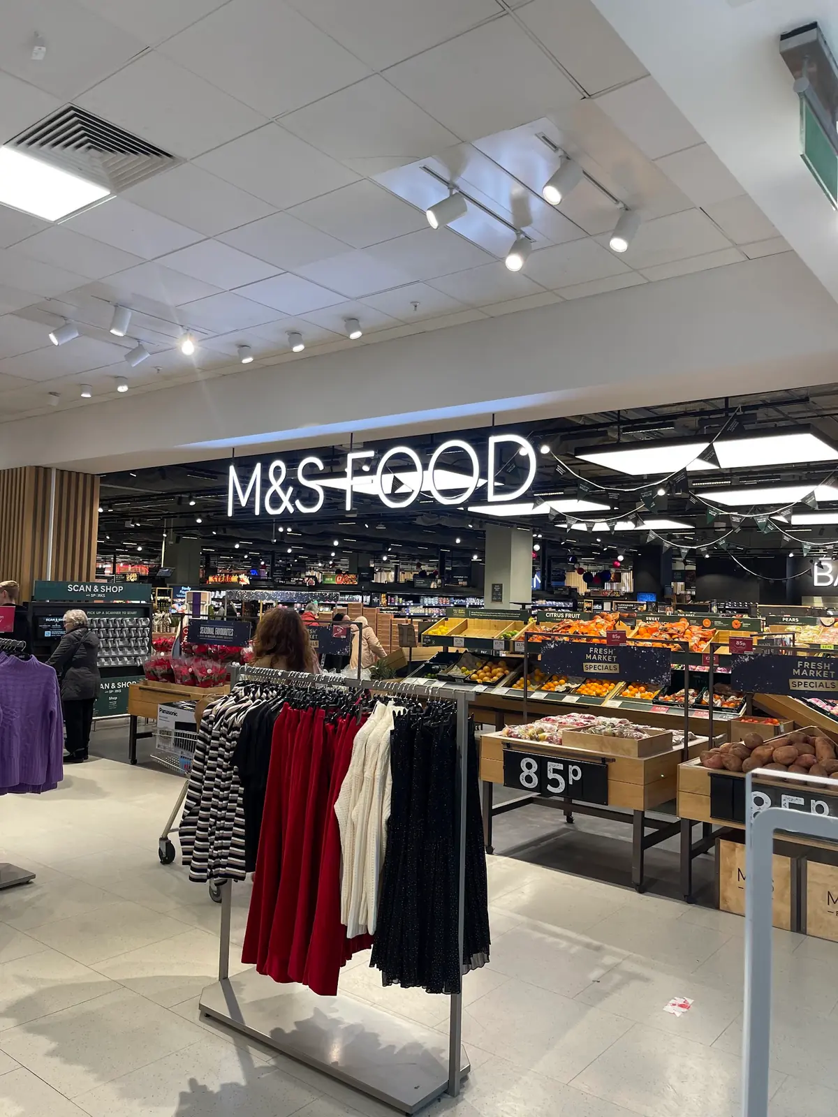 Hempstead Valley Shopping Centre photo (photo 3 of 3)