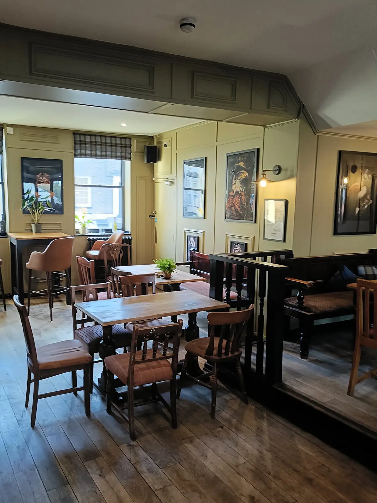 The Burleigh Arms — Bars in Cambridge