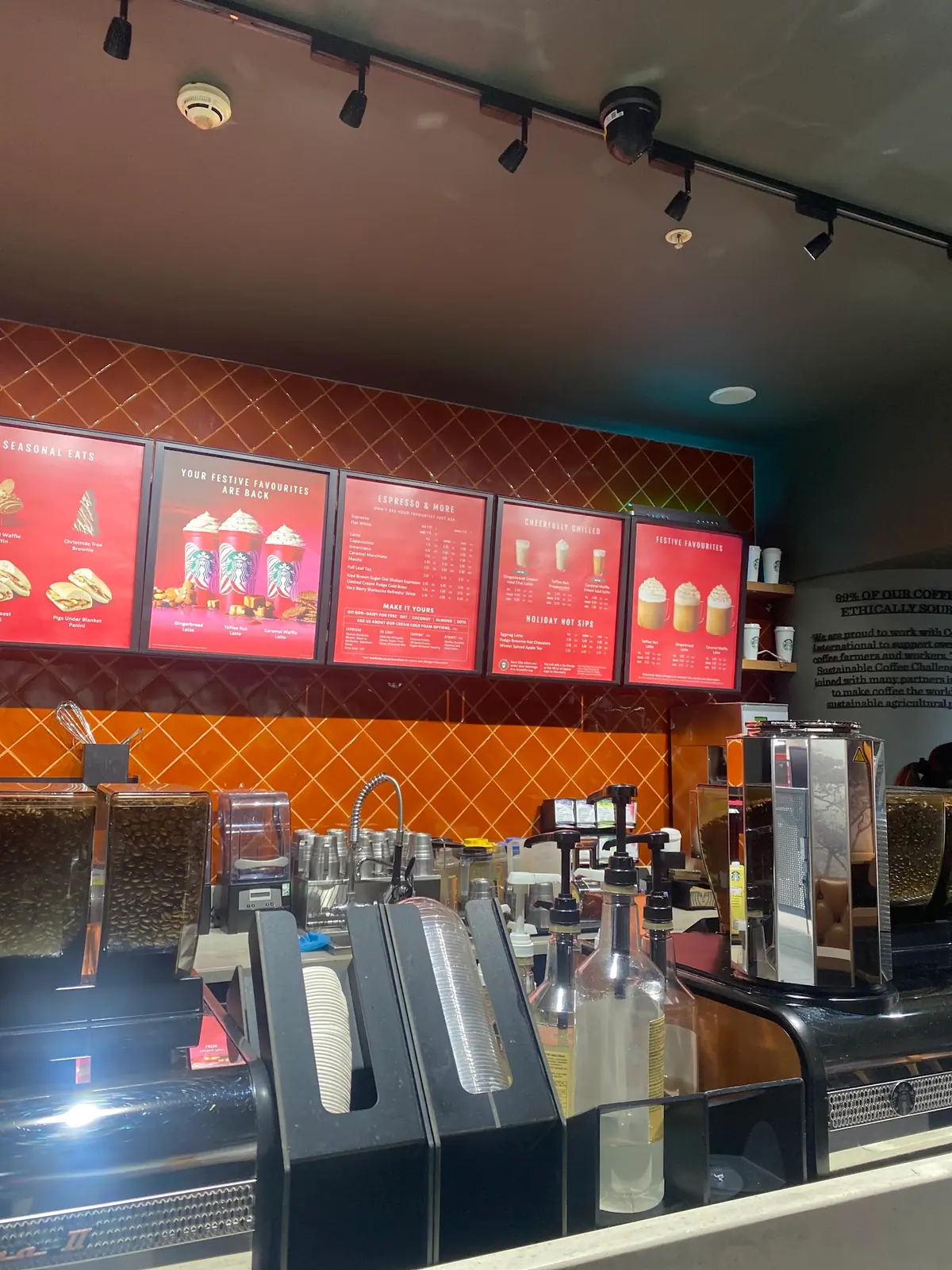 Starbucks Coffee, Platform 16 photo (photo 3 of 3)