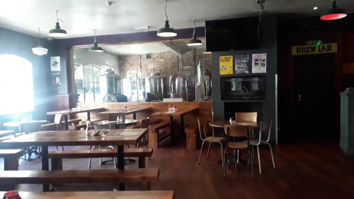 People's Park Tavern photo (photo 1 of 3)