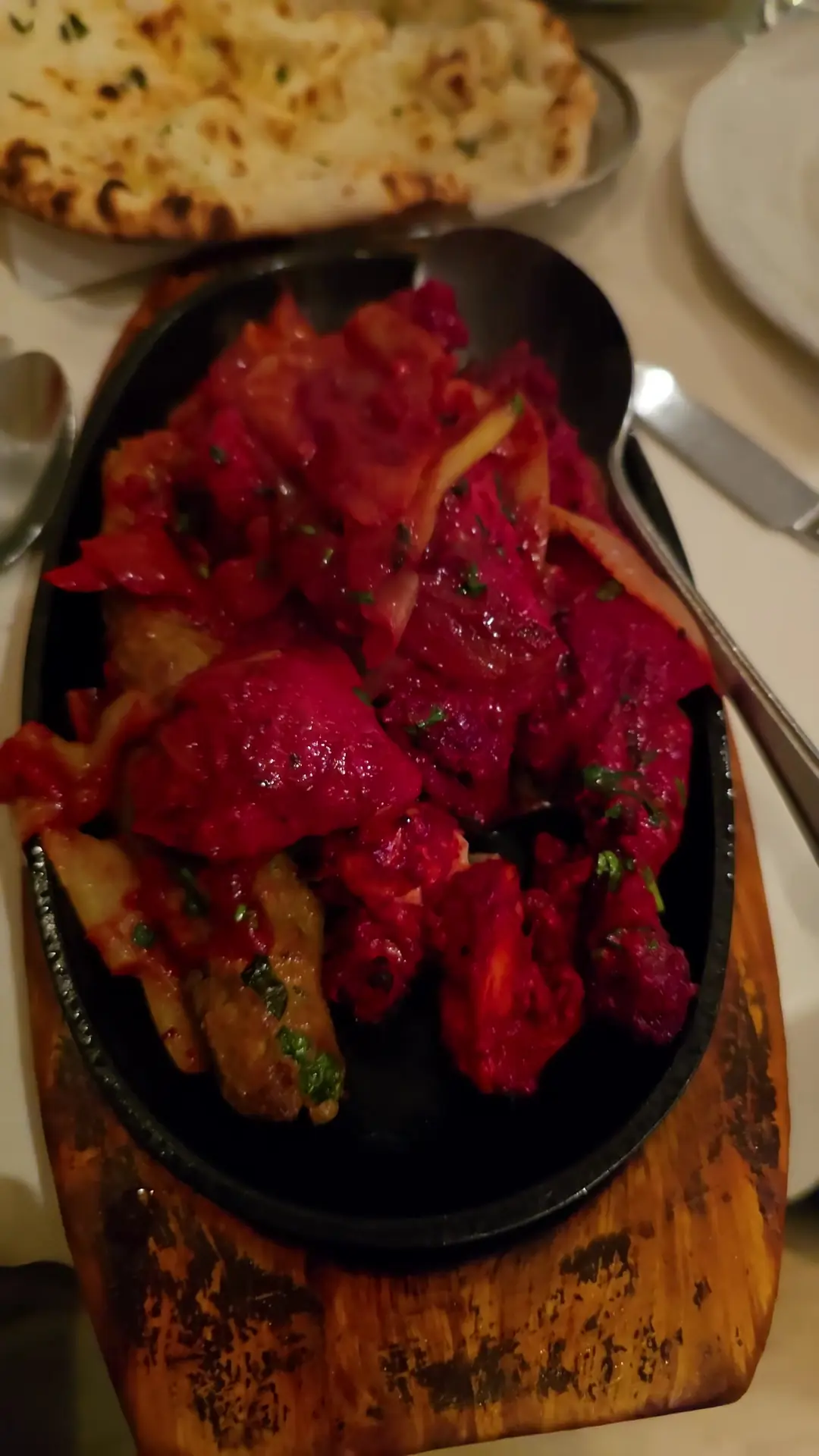 Saros Indian and Bangladeshi restaurant photo (photo 1 of 3)