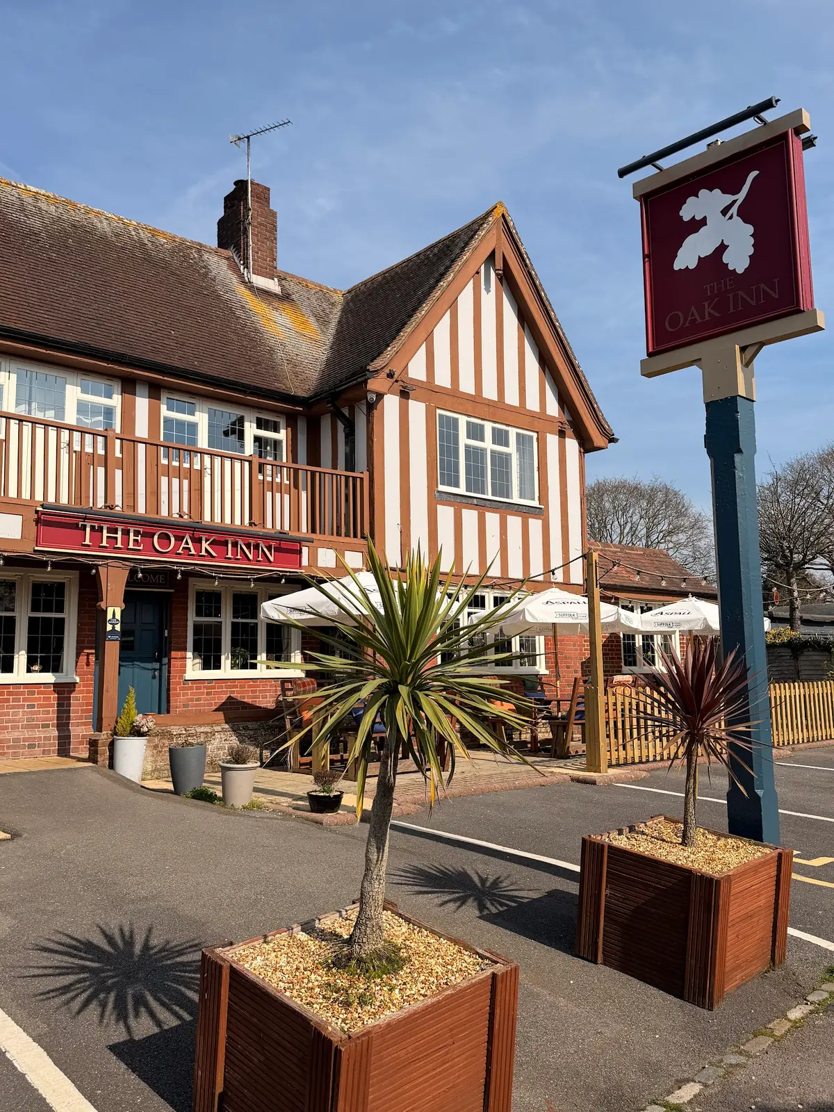 The Oak Inn photo (photo 2 of 3)