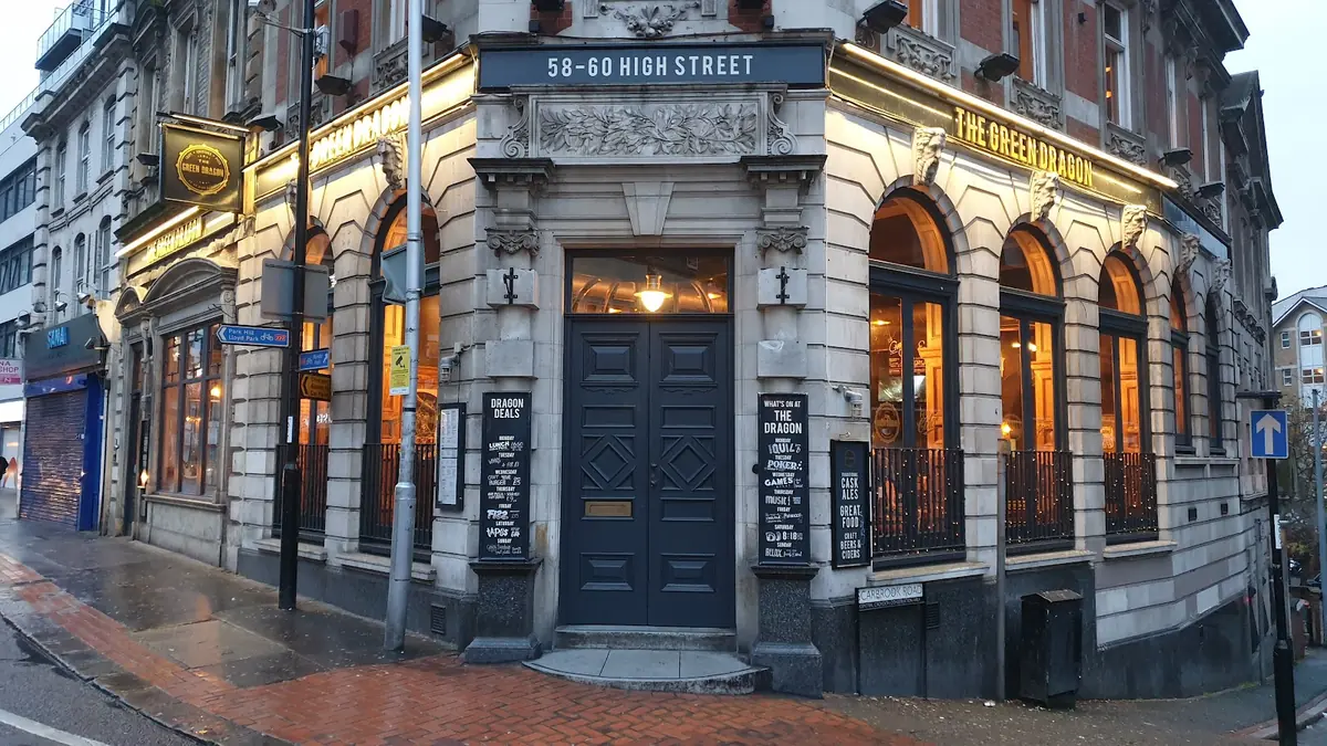 Green Dragon Croydon — Bars in Croydon