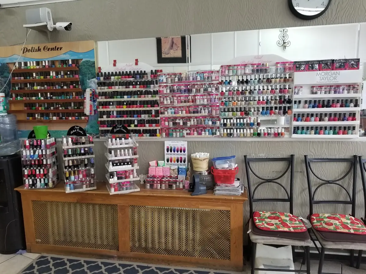 Tip Top Nails photo (photo 3 of 3)