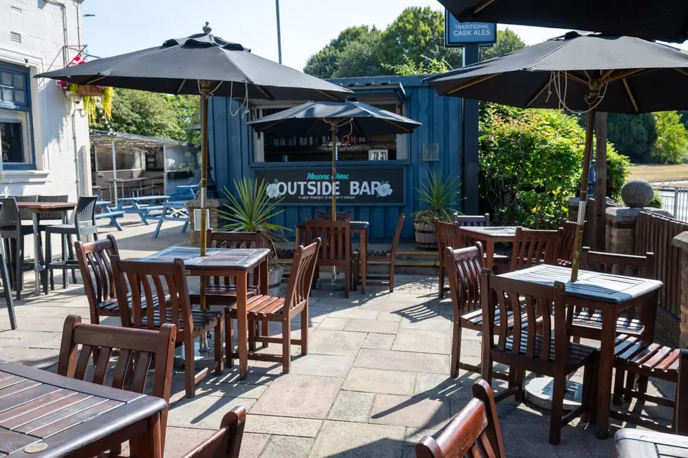 Masons Arms