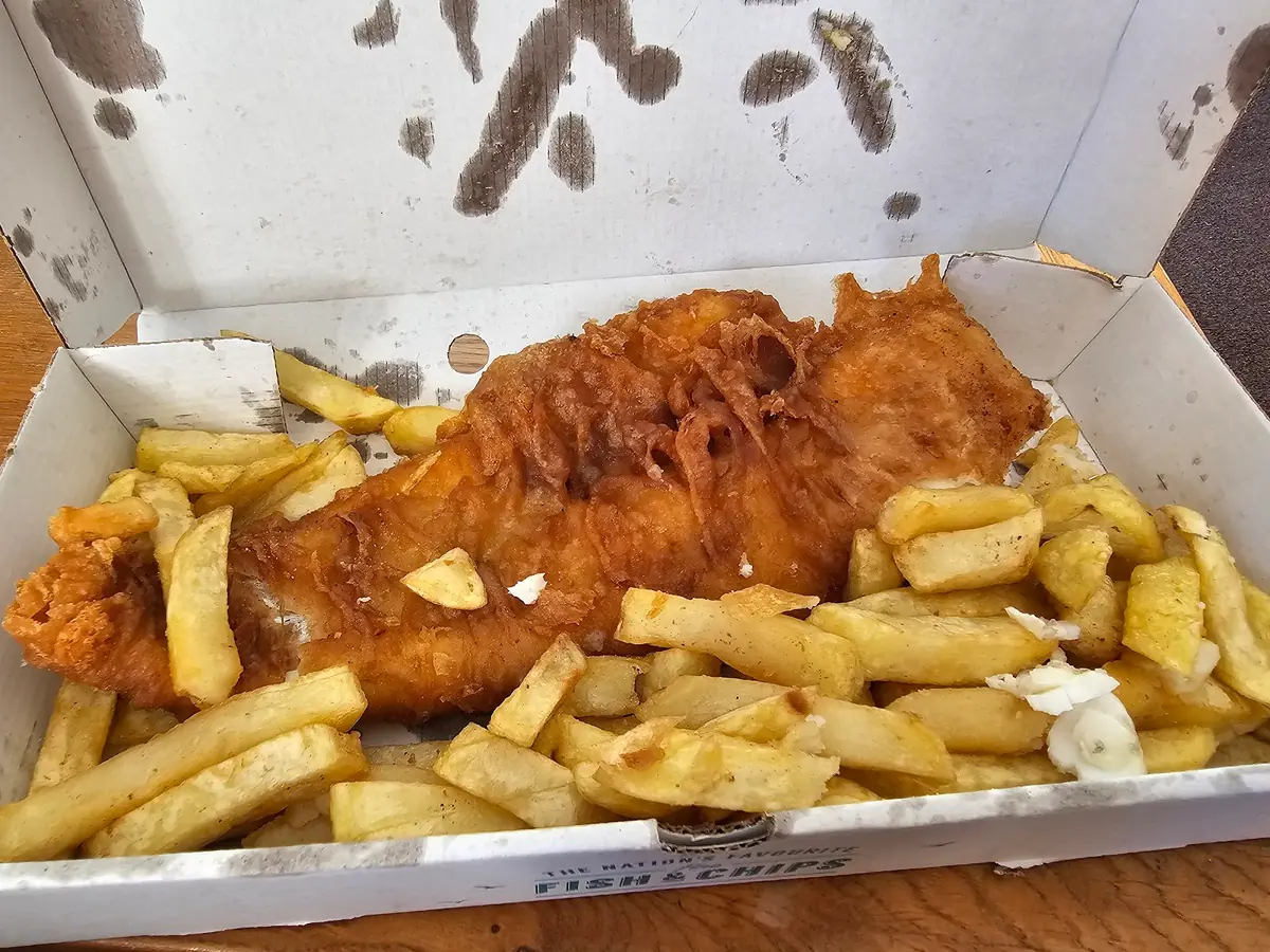 The Willow Chippy 2 — Restaurants in Newcastle Upon Tyne