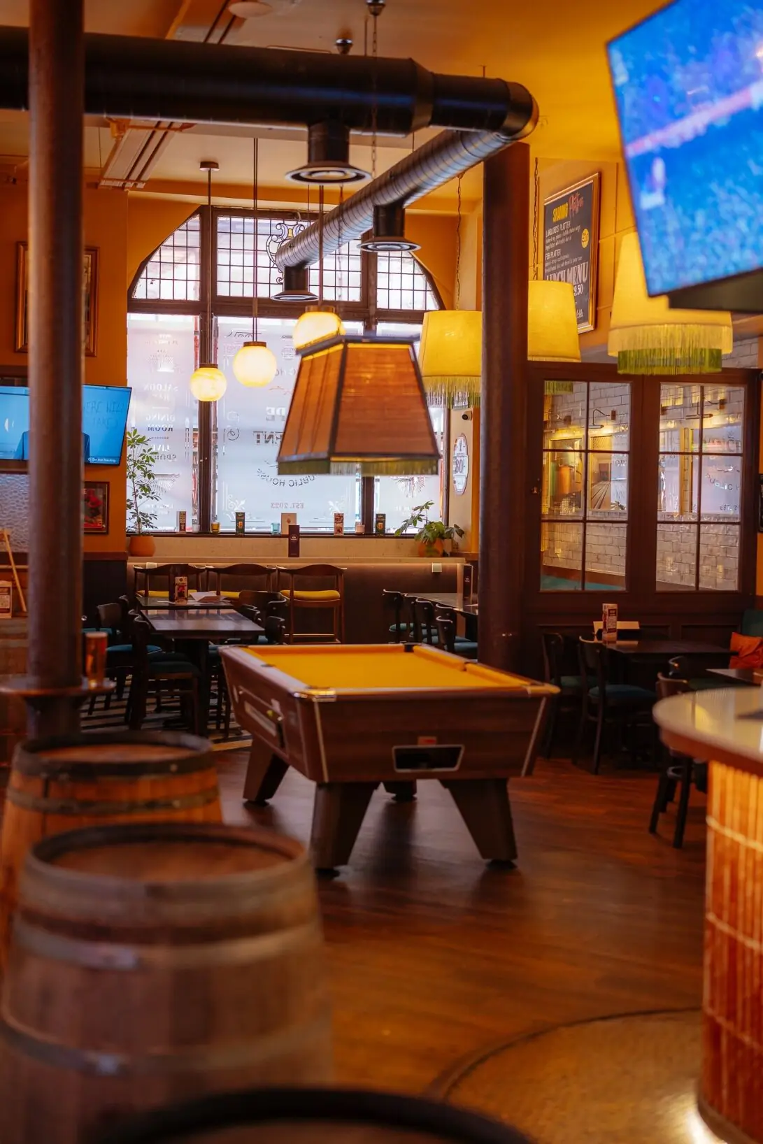 Hope & Vincent — Sports Bars in Glasgow