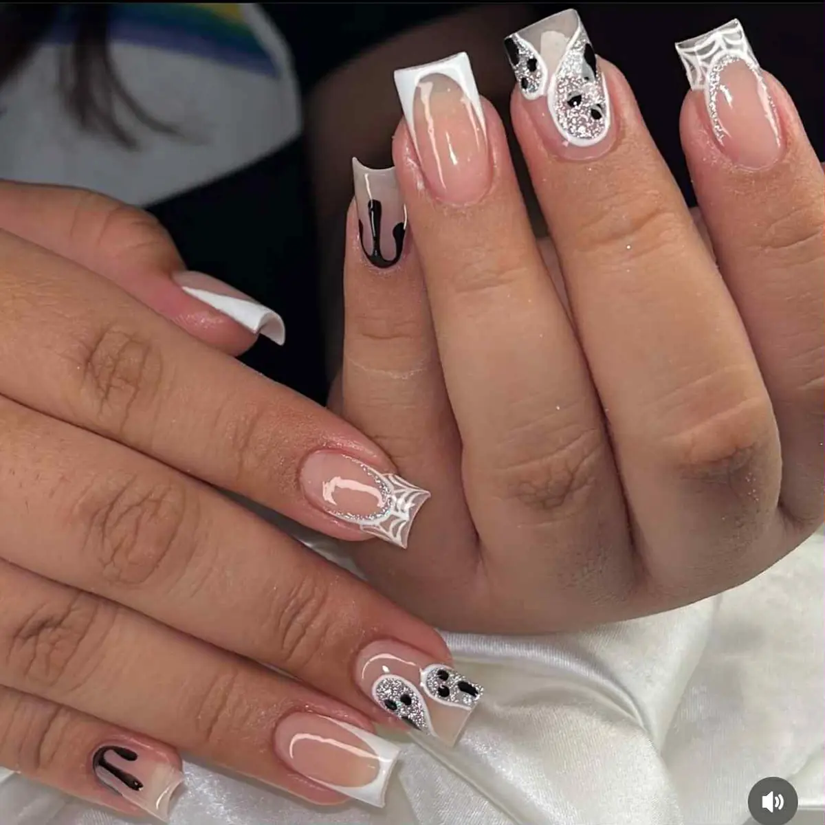 POLISH MY NAILS ARCHWAY photo (photo 3 of 3)