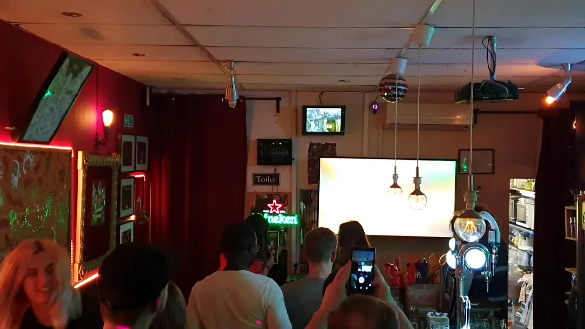 Laryn Cafe Bar photo (photo 1 of 3)