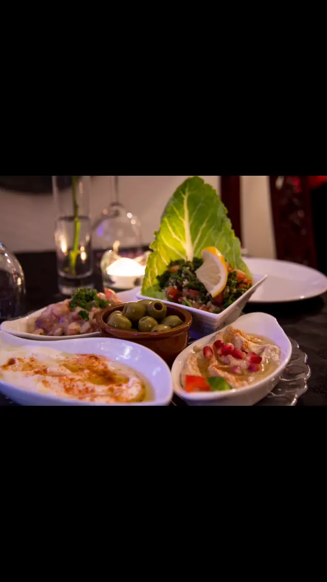 Cedar Restaurant photo (photo 2 of 3)