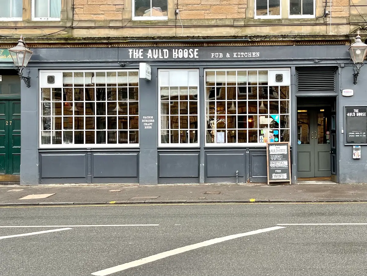 The Auld Hoose — Bars in Edinburgh