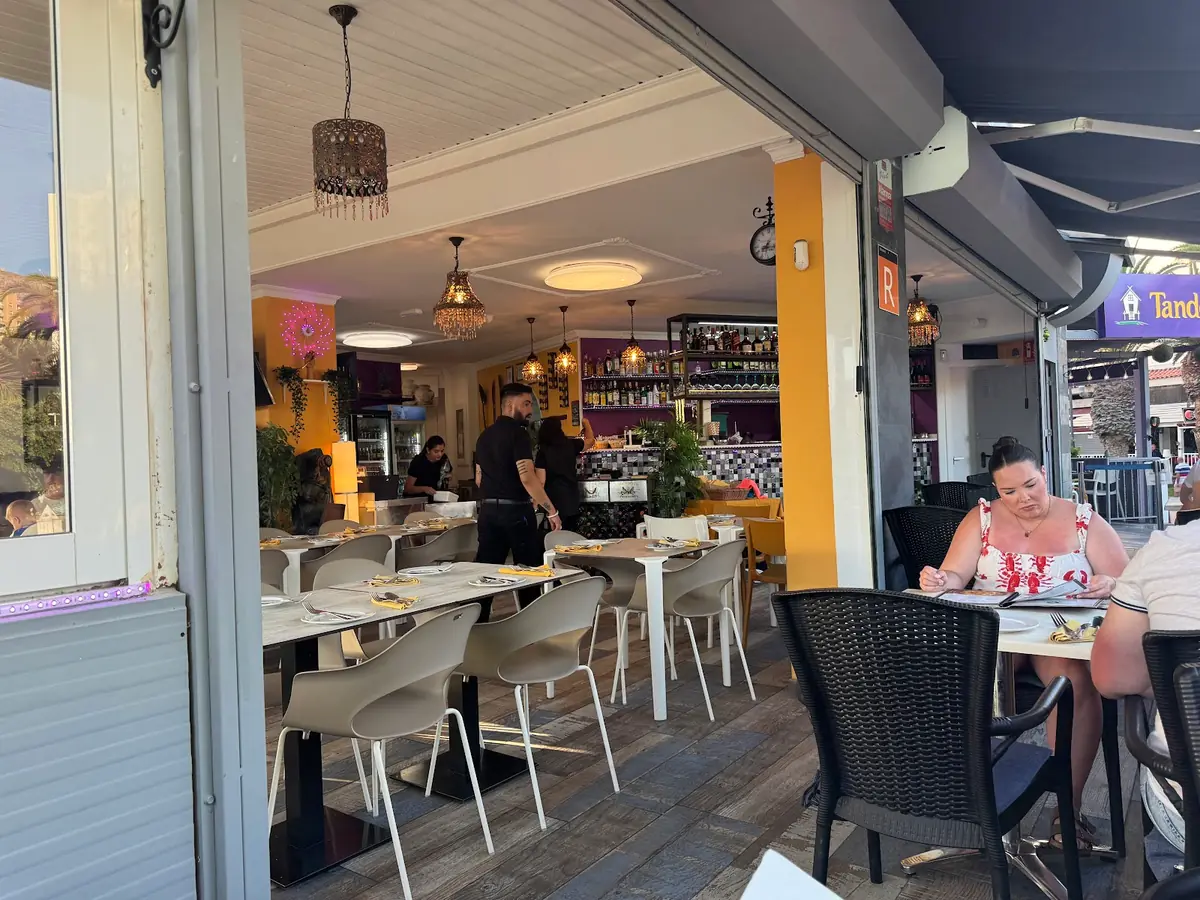 Tandoori Hut — Indian Restaurants in Romford