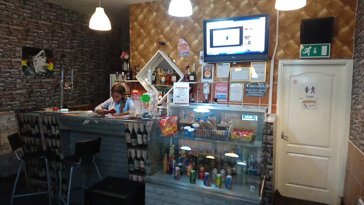 Tiwani Bar & Restaurant