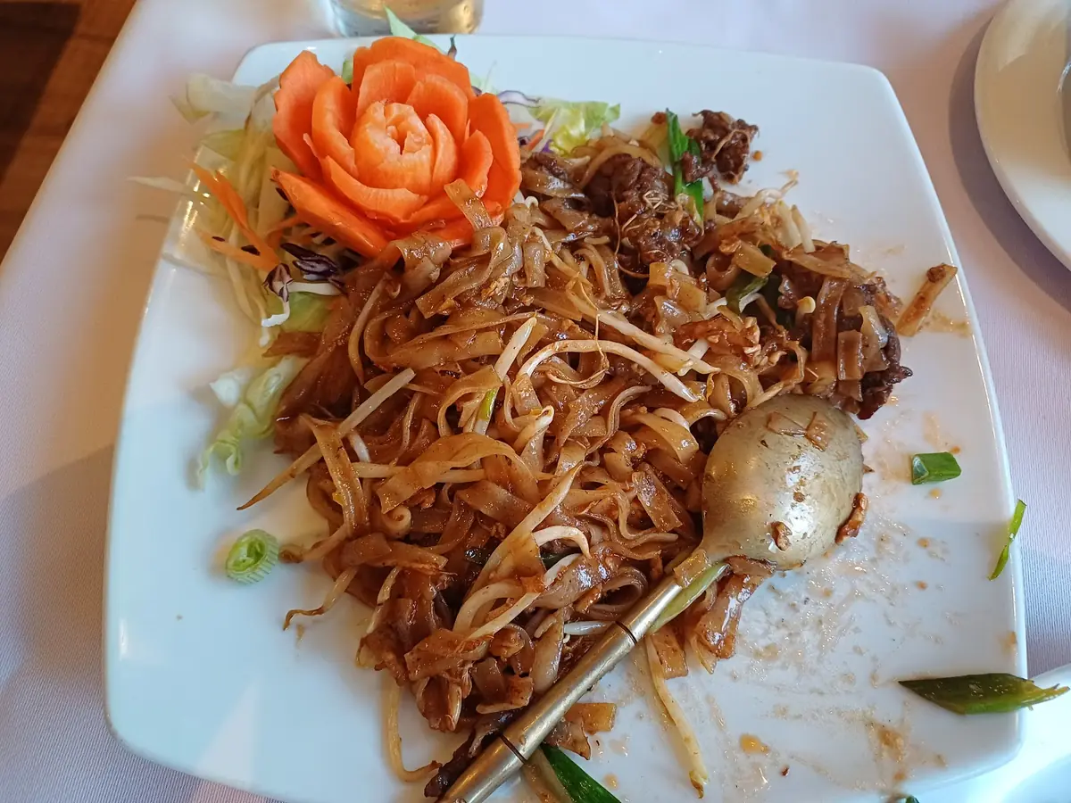 Mantanah Thai Cuisine, South Norwood photo (photo 1 of 3)
