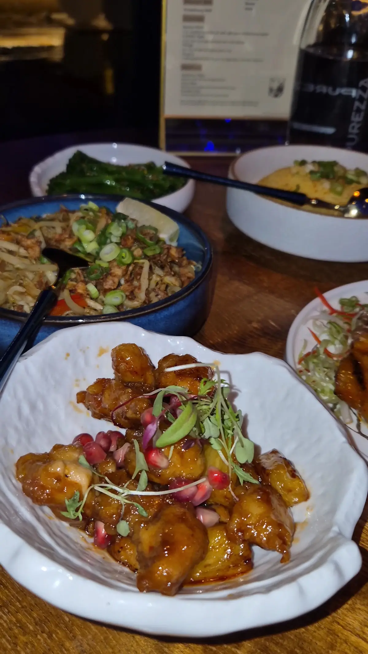 Blue Jasmine Wine & Tapasía photo (photo 2 of 3)