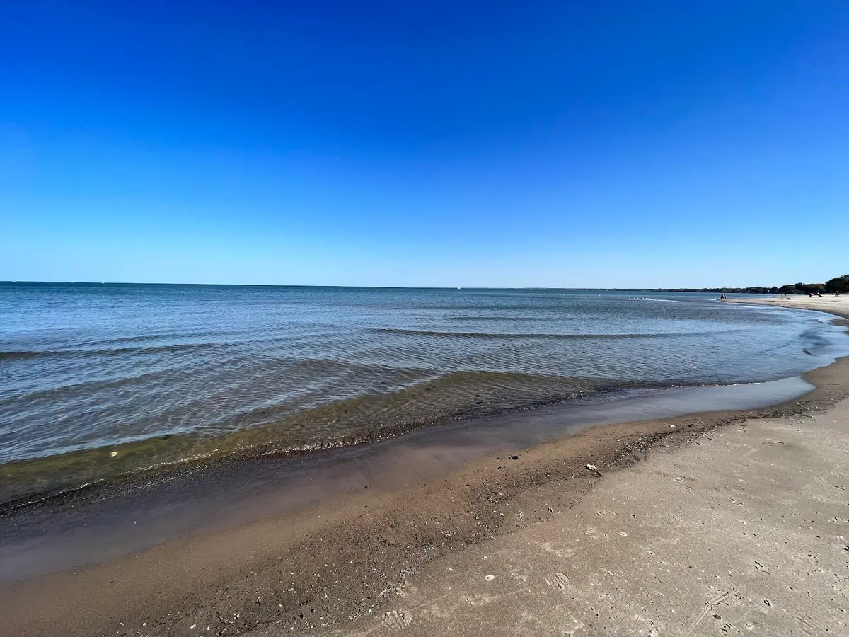 Nickel Plate Beach ( Huron, OH ) — Bars in Huron