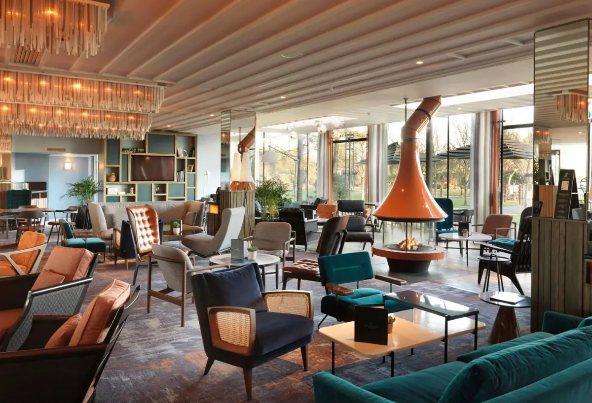 The Lounge photo (photo 1 of 3)