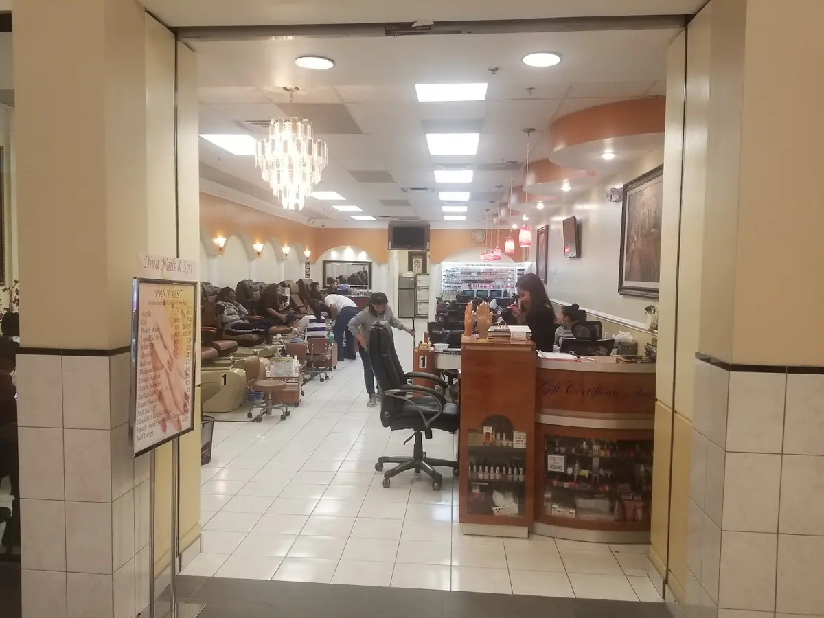 Diva Nails & Spa photo (photo 3 of 3)