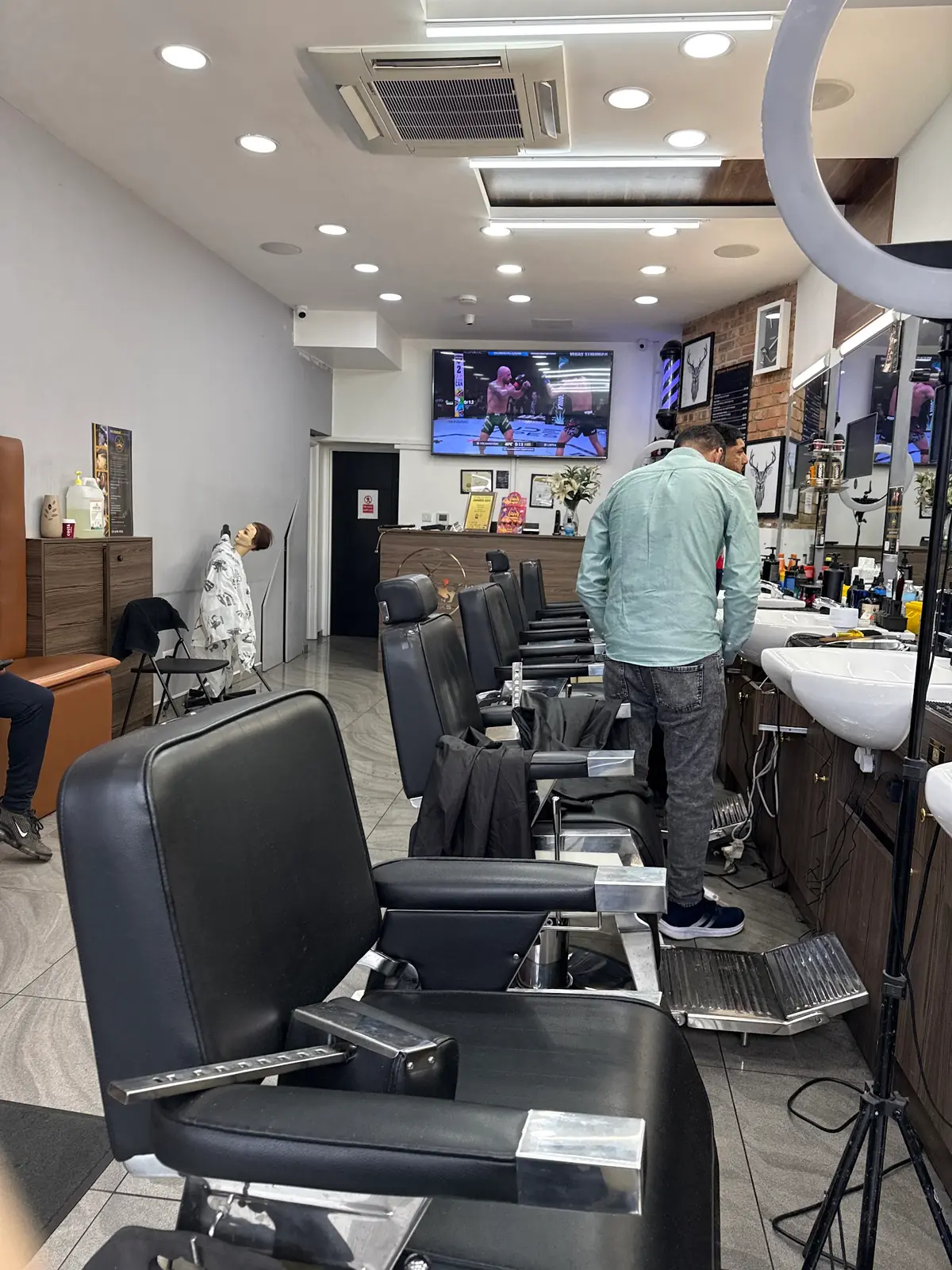 Golden Barbers Goodmayes photo (photo 2 of 3)