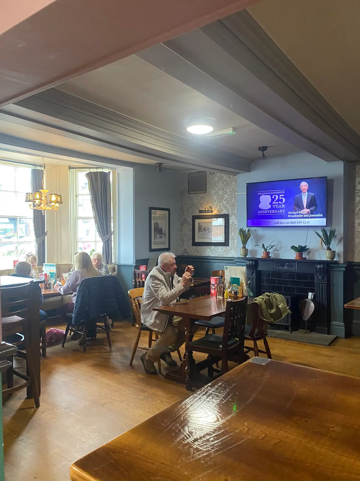 Queens Head Frodsham photo (photo 2 of 3)