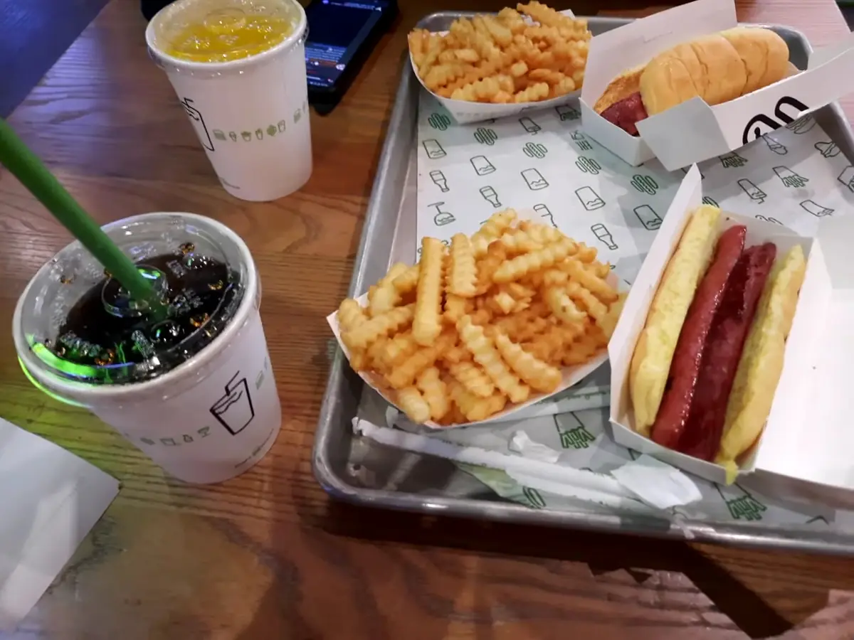 Shake Shack Cardiff photo (photo 2 of 3)