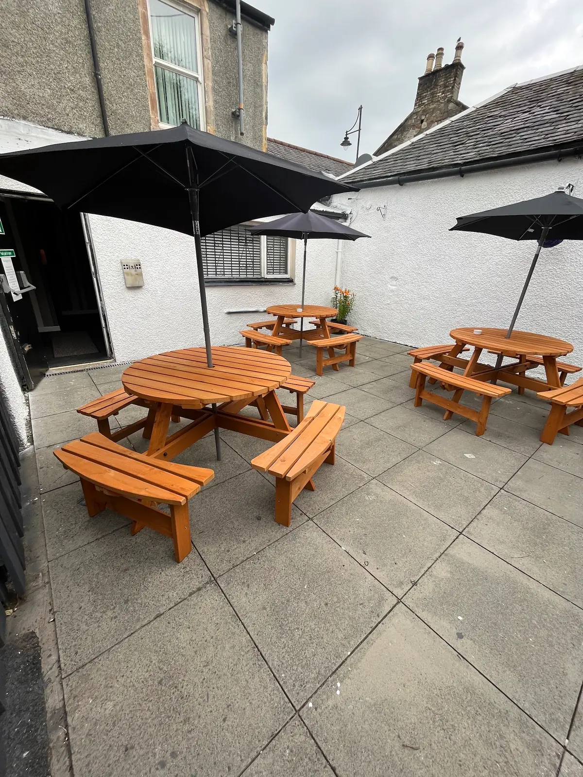 Dreghorn Inn — Bars in Irvine