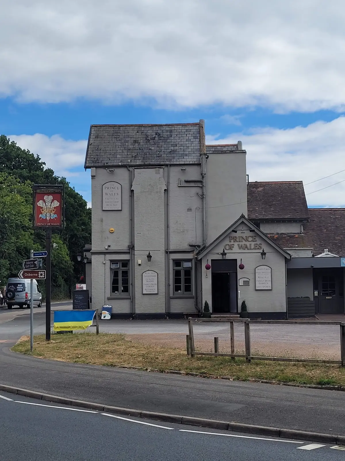 Prince of Wales East Cowes photo (photo 2 of 3)