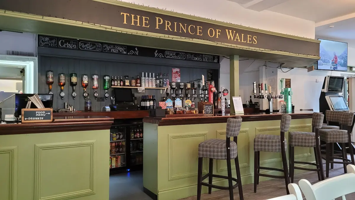 Prince of Wales East Cowes — Bars in East Cowes
