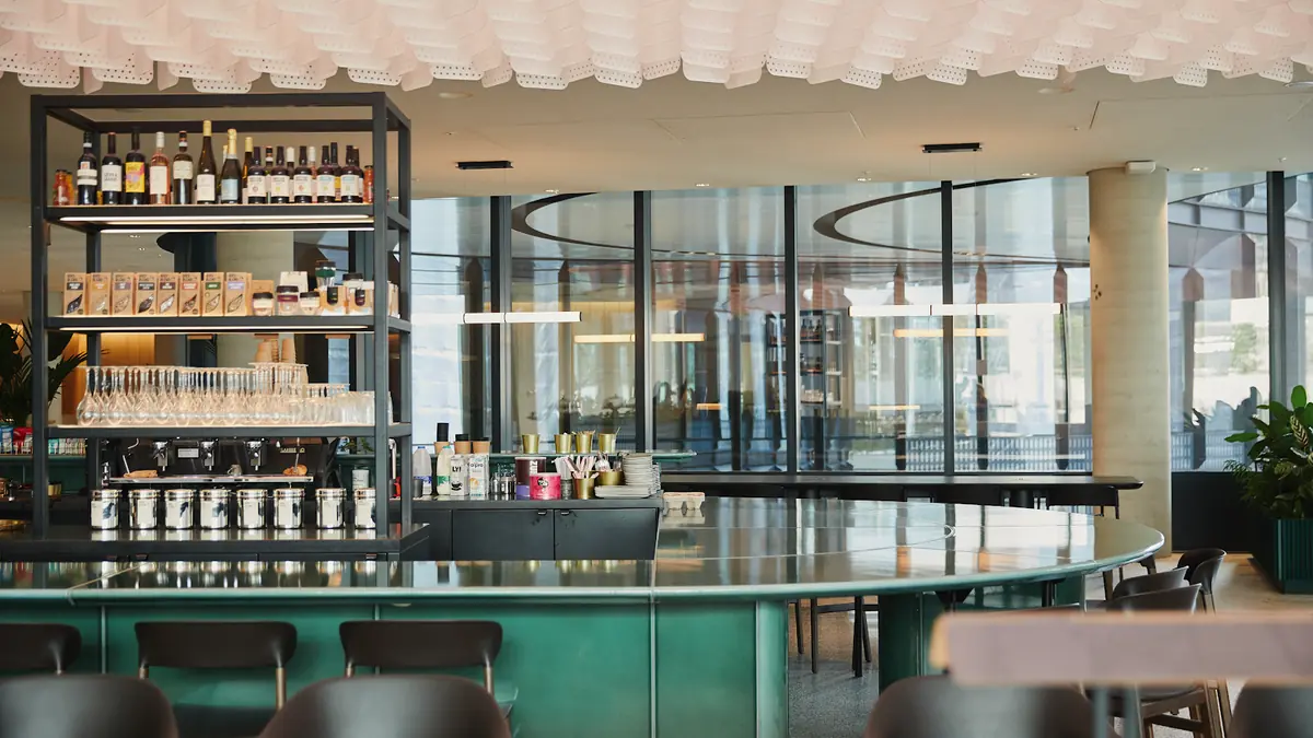 BloomsYard - 100 Liverpool St — Cafes in London
