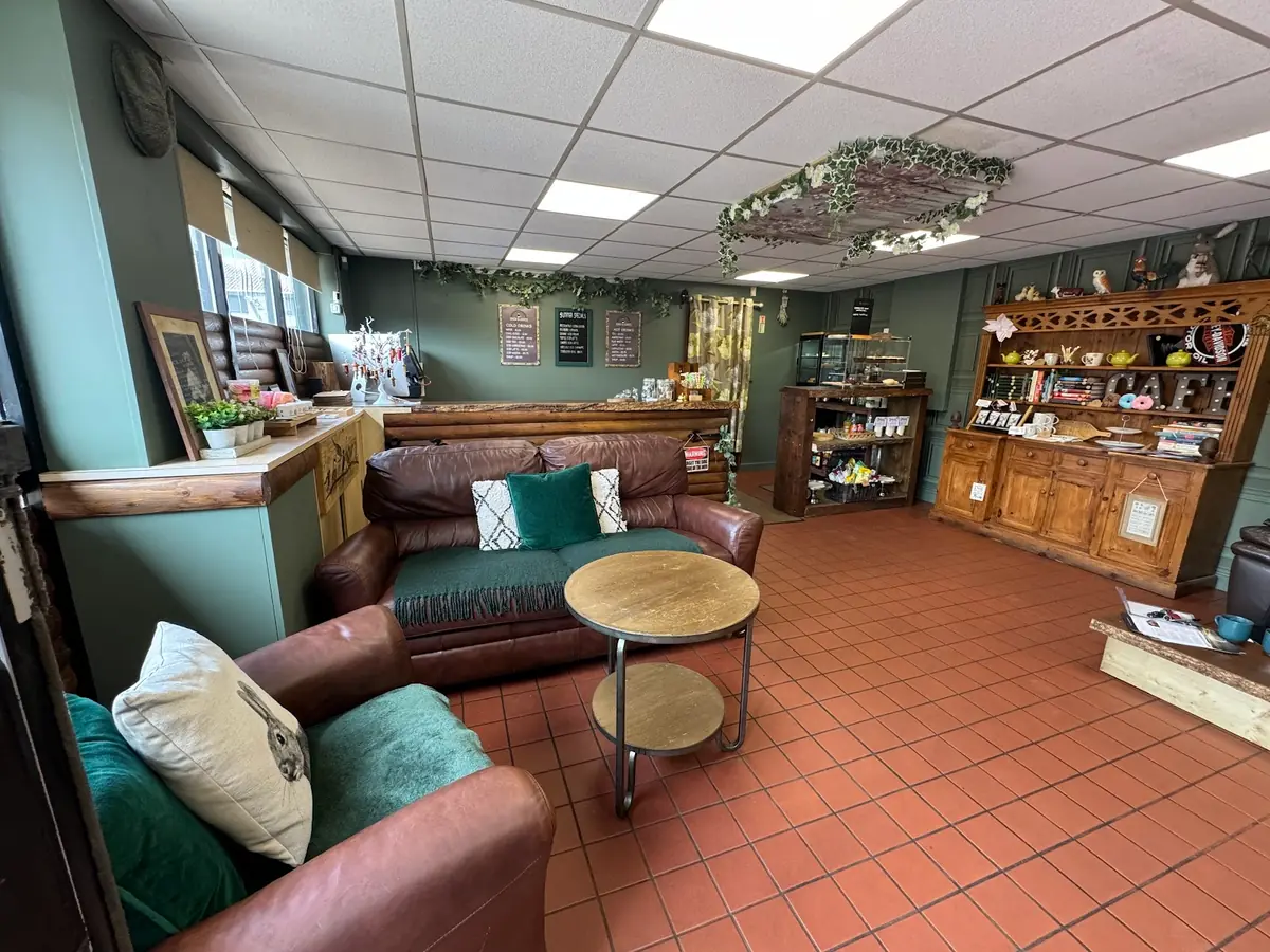 Brew and Bakes - Wilford Lane