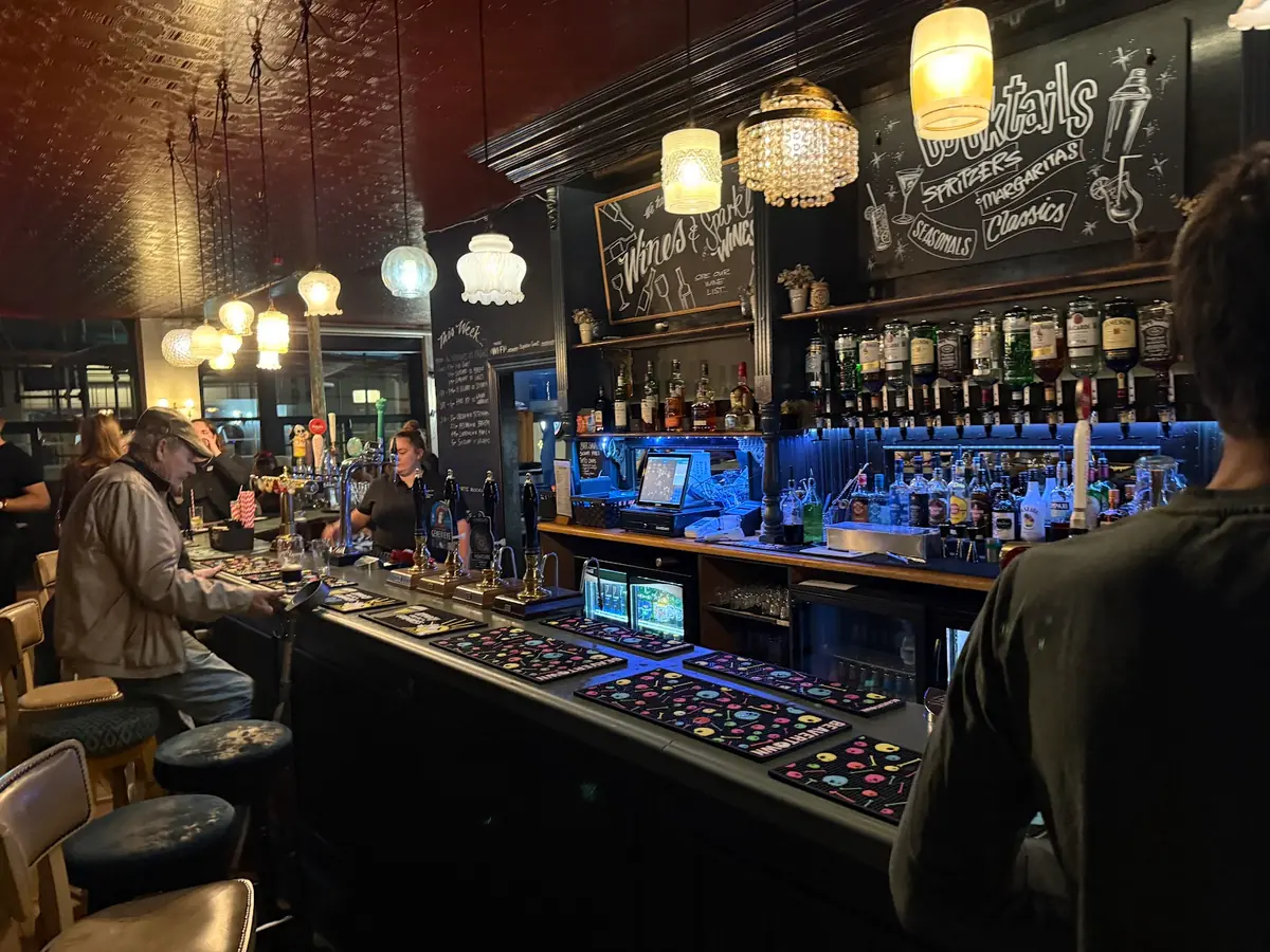 Stapleton Tavern photo (photo 3 of 3)