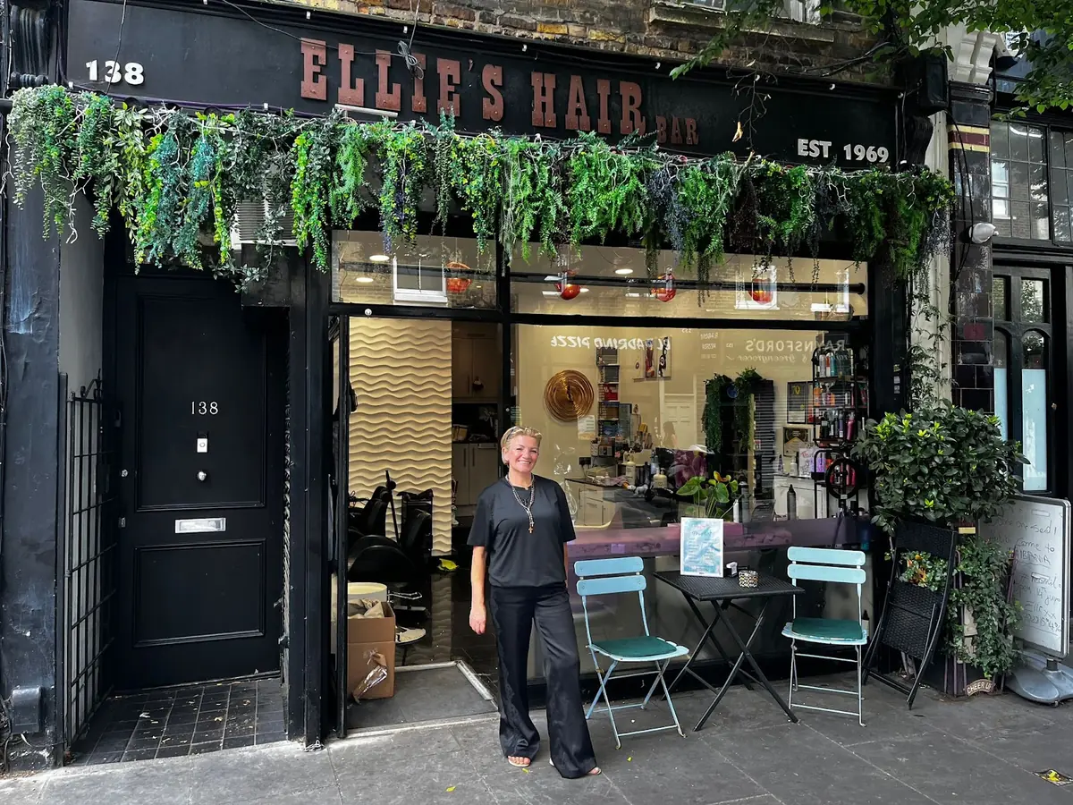 Ellie’s Hair bar photo (photo 2 of 3)
