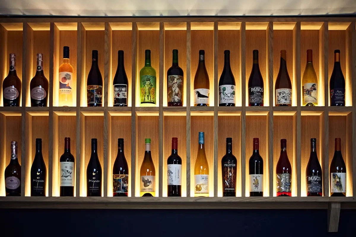 22 Yards Restaurant & Wine Bar