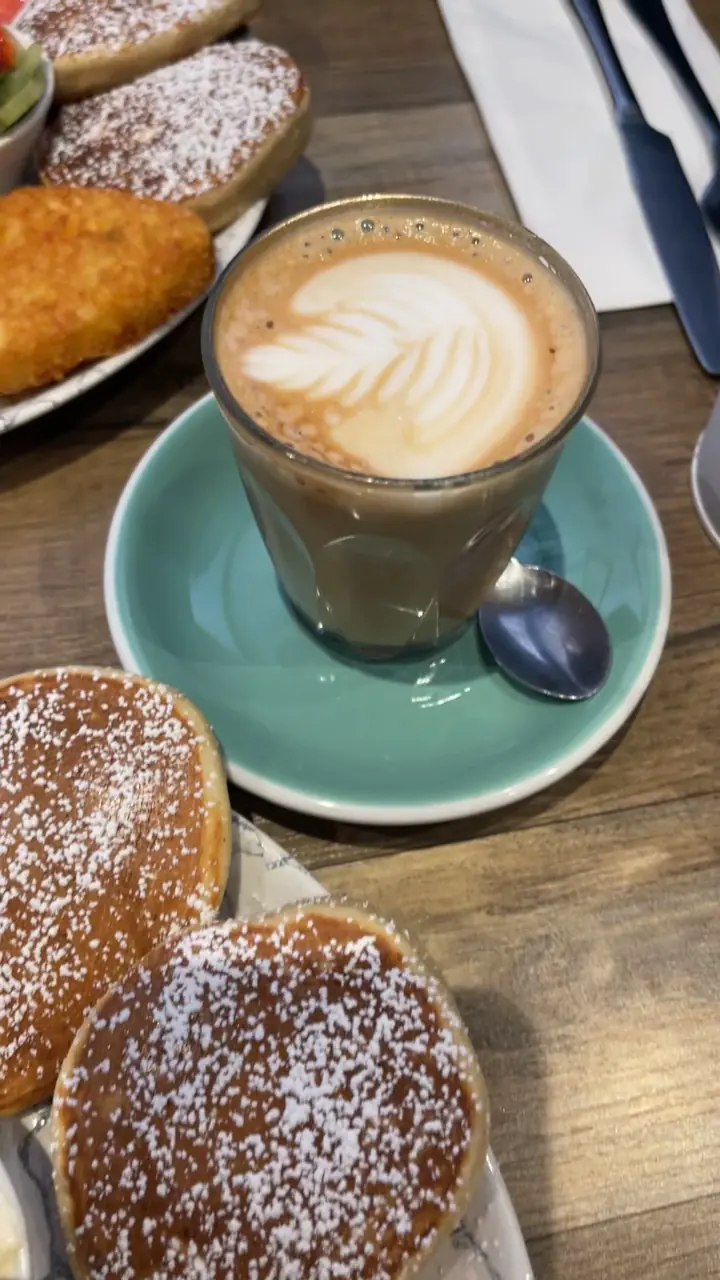 Brekky & Brunch photo (photo 1 of 3)