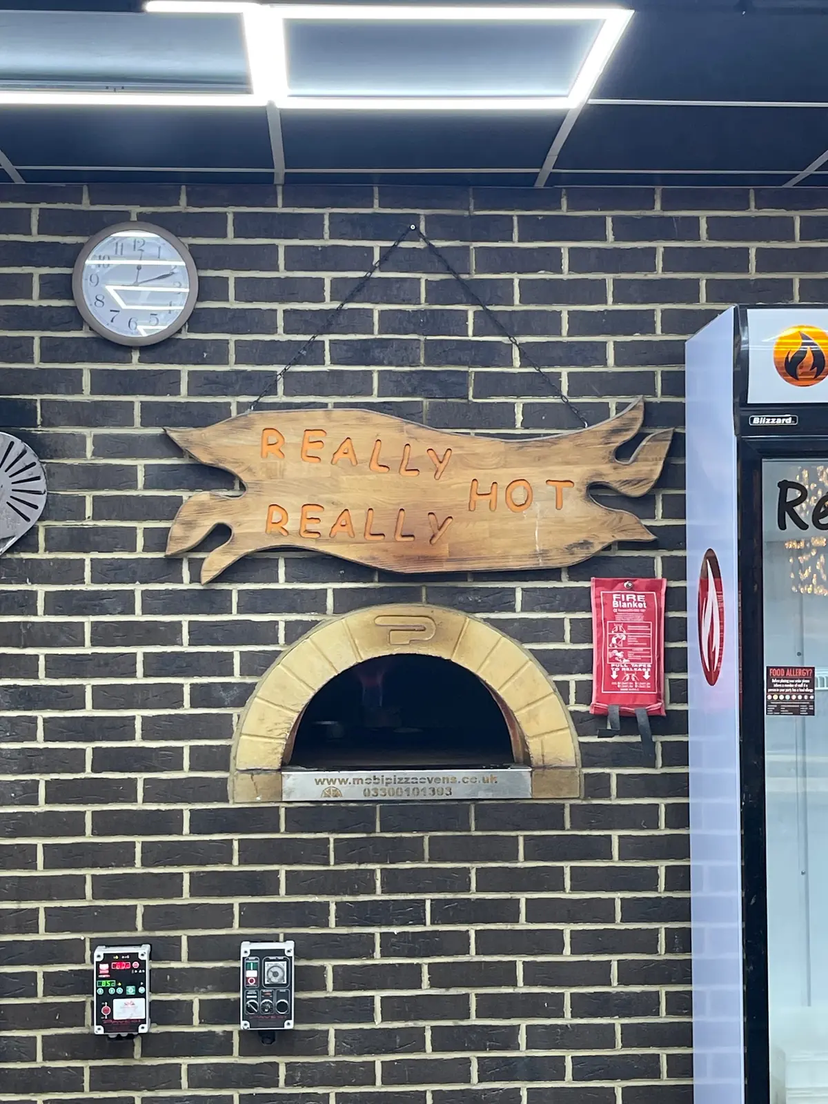 Fireaway Pizza Harlow photo (photo 2 of 3)