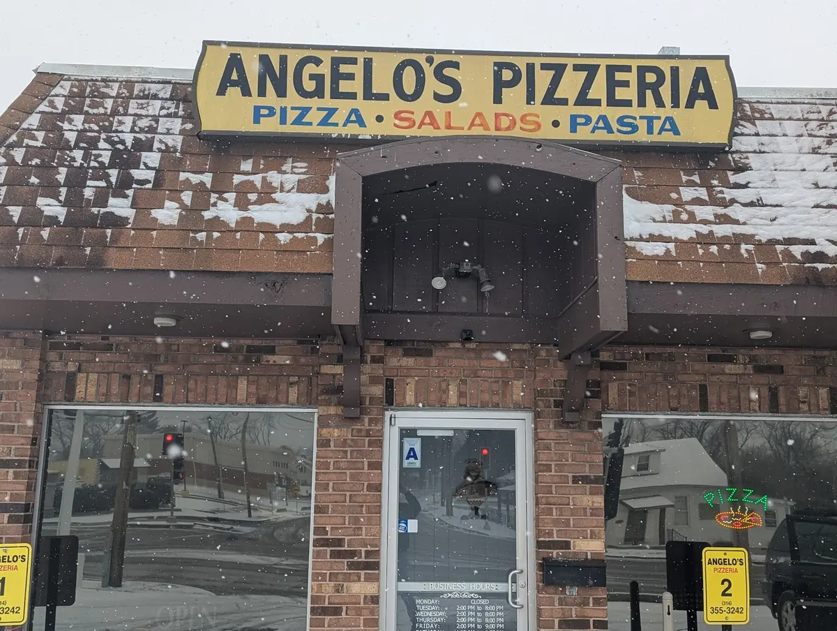 Angelo's Pizzeria — Pizza in Florissant