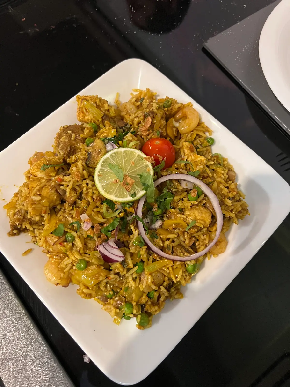 Savoy Tandoori photo (photo 2 of 3)
