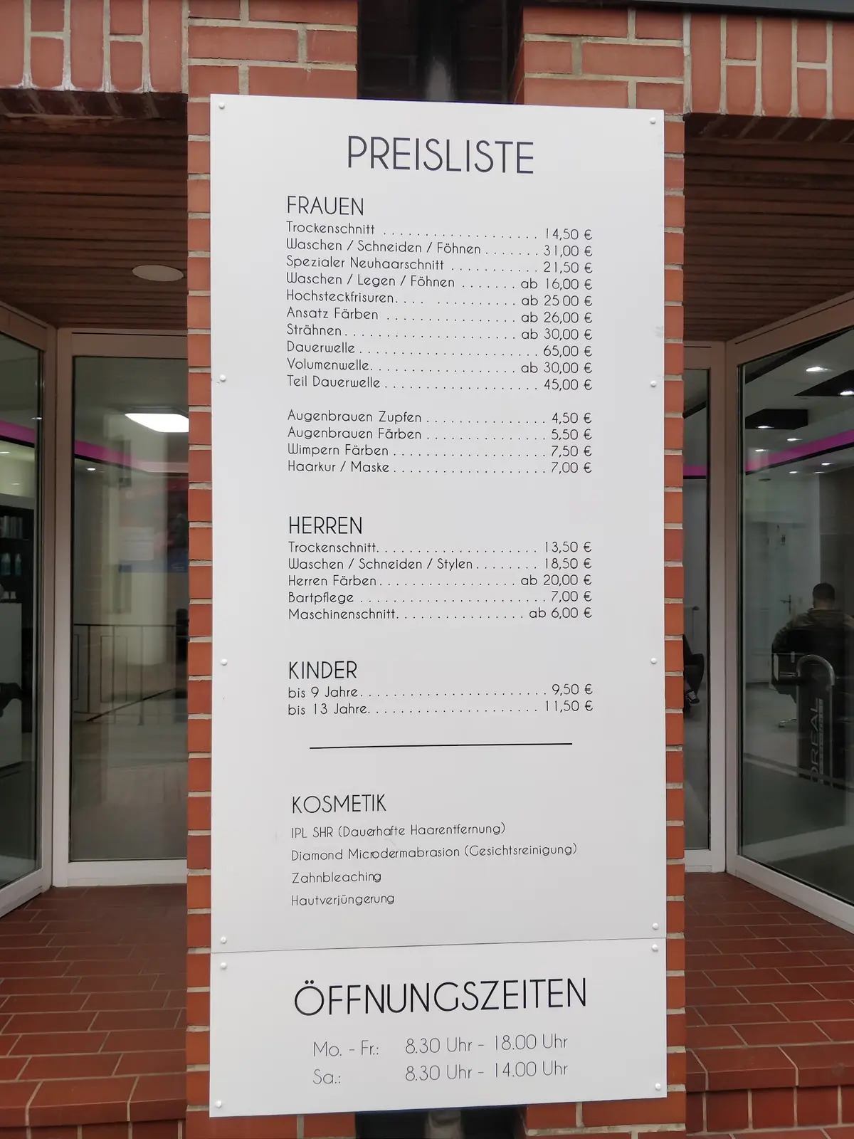 Friseur Gerd Busasch photo (photo 3 of 3)
